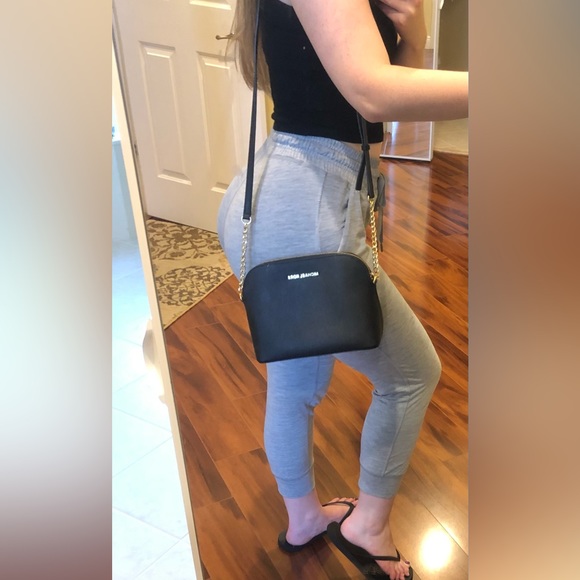 Michael Kors Crossbody - Picture 11 of 11